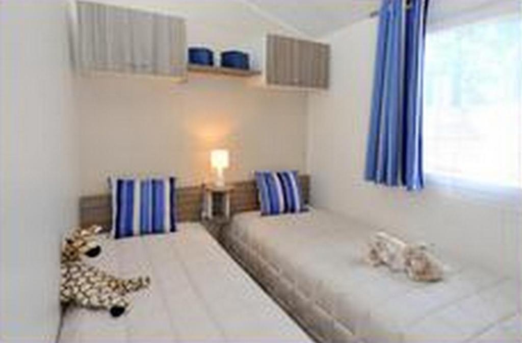 Camping Au Bord De L'Aisne Guignicourt Room photo