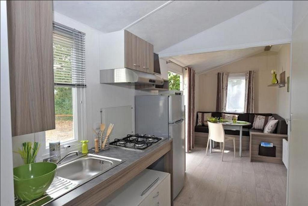 Camping Au Bord De L'Aisne Guignicourt Room photo